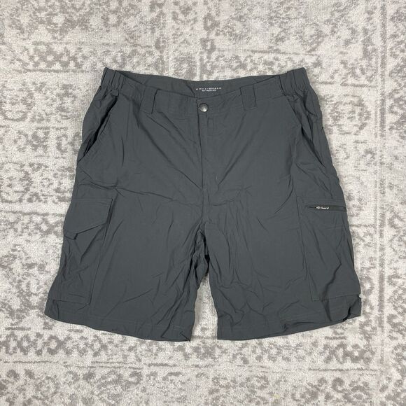 Columbia Omni Shade Cargo Shorts Mens Regular Fit Gray Outdoors Size 36W 10L - Picture 1 of 4